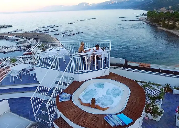 Hotel Bue Marino