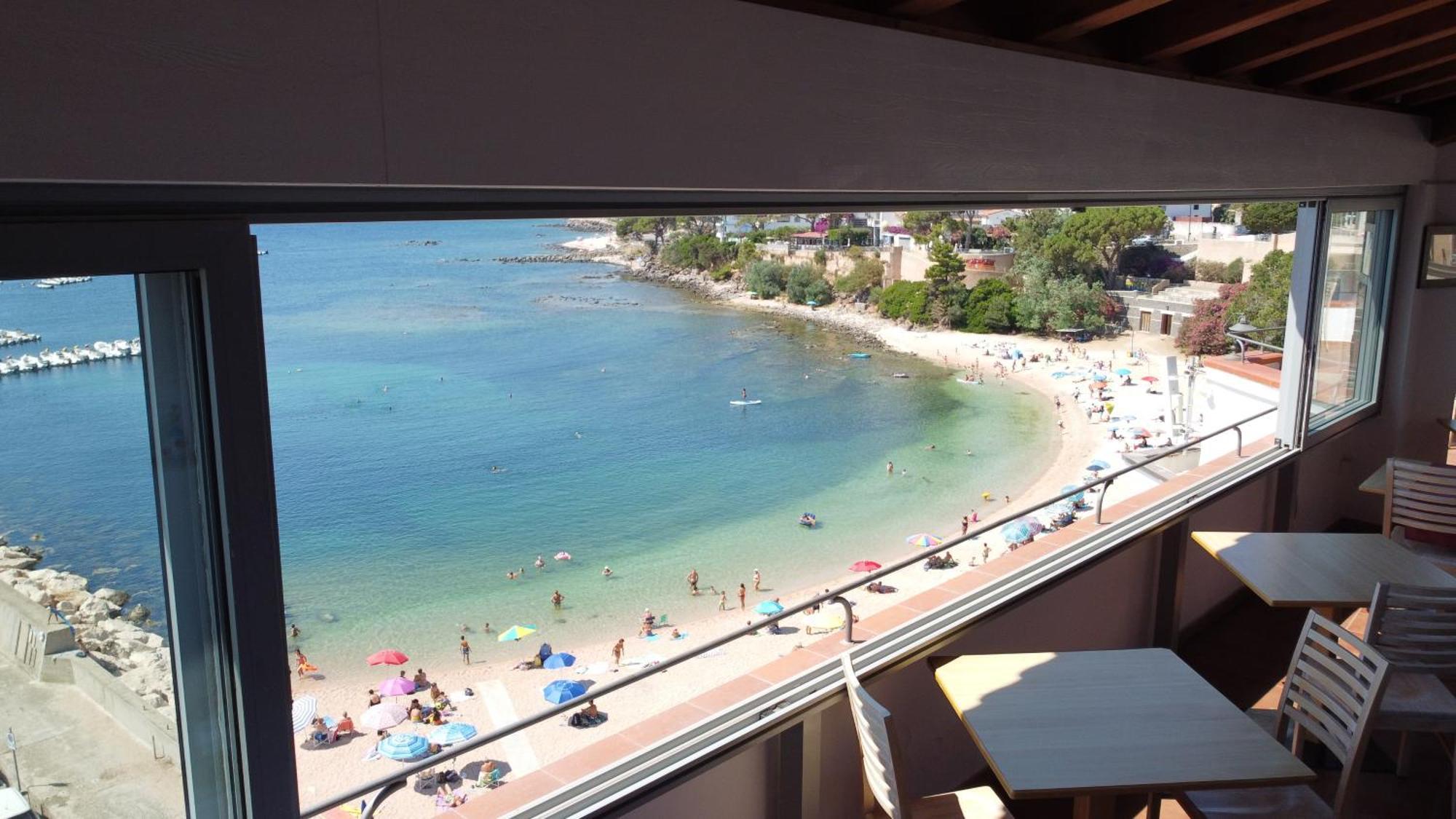 Hotel Bue Marino & Roof Lounge