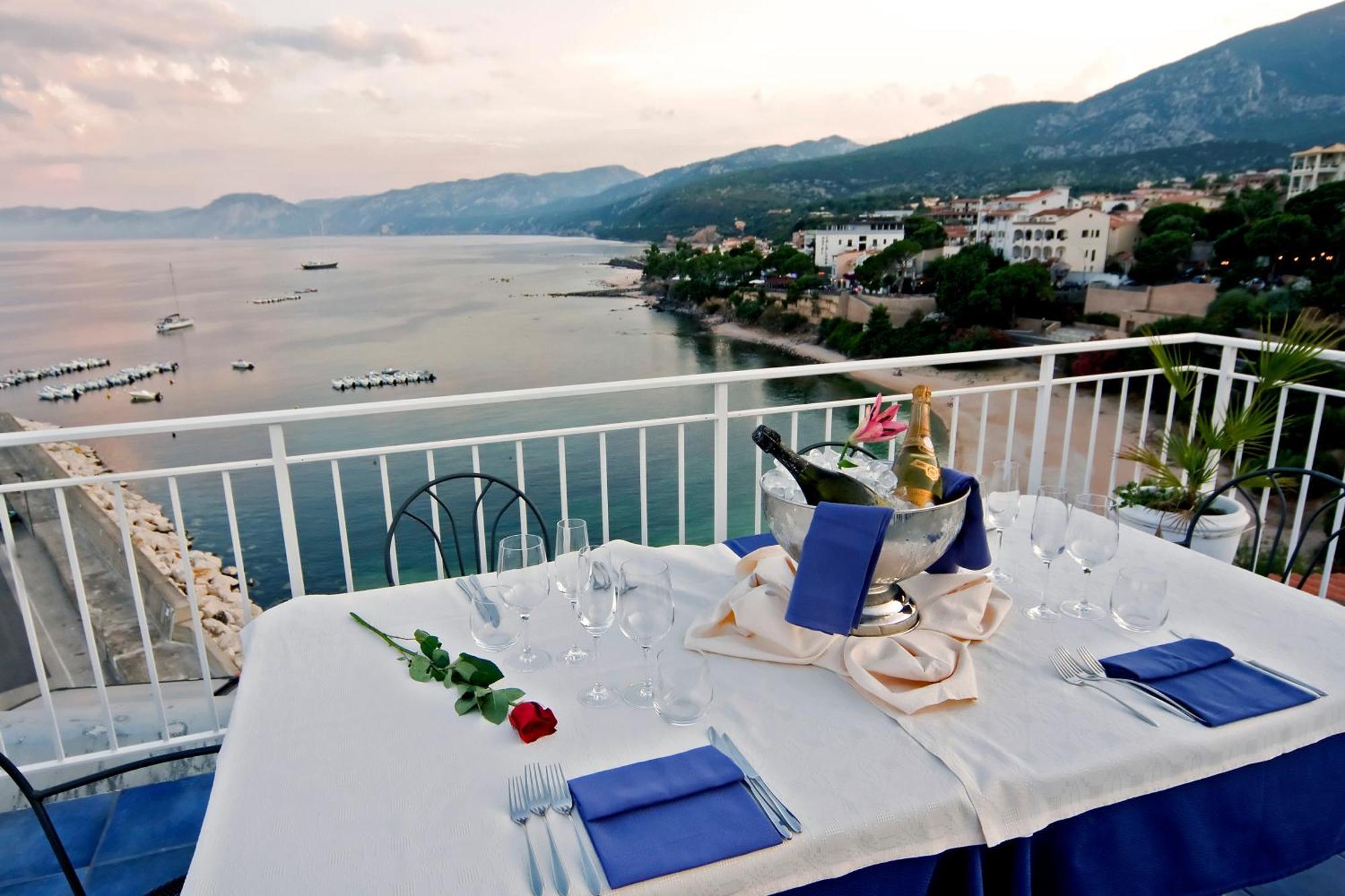 Bue Marino & Roof Lounge 3* Cala Gonone